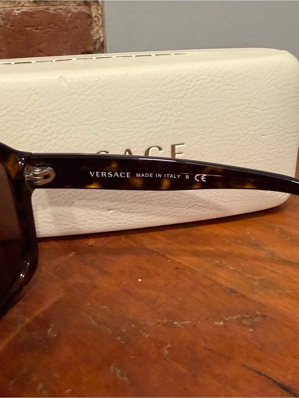 VERSACE 4207 108/73 Sunglasses Tortoise Dark Havana Greek Key w/ Case & Cloth